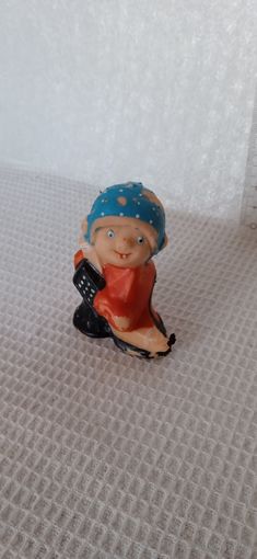 Хоккеист, резиновая игрушка СССР. 25