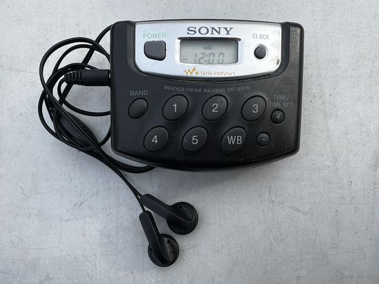 Радио плеер Sony srf-m37w рабочий с рубля