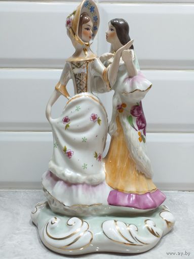 Статуэтка фарфор Киев Гадание цыганки