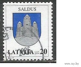Латвия. Герб г.Салдус. 2004г. Mi#606.