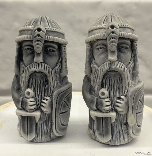 Фигурка Камень.  Цена за пару.  Распродажа коллекции!!!