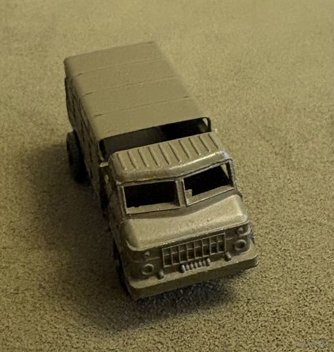 Металлическая машинка СССР