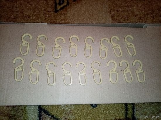 Крючки для штор 17 штук.