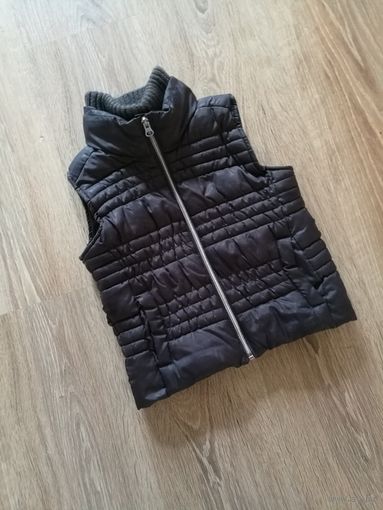 Безрукавка Zara д/девочки, р. 98-110