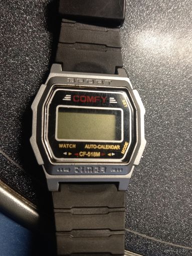 Часы электронные антуражные Comfy