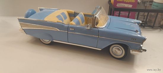 Модель 1:18 Road Legends 1957 Chevrolet Bel Air