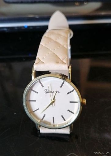 Красивые часы, как новые