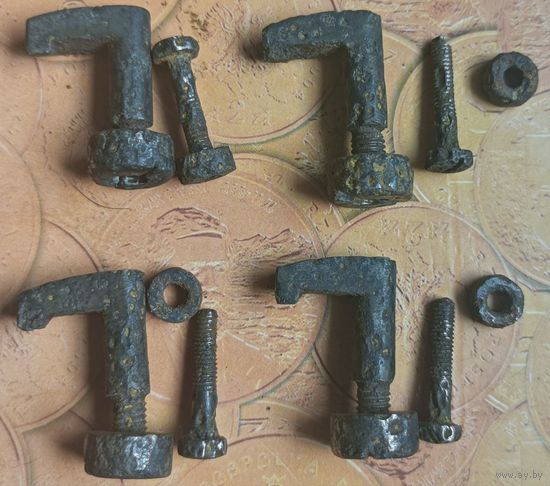 Кнопки для немецкого ножа