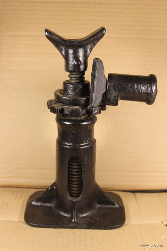 Домкрат ГАЗ-67 , полуторка , ГАЗ-69 , ГАЗ-АА.