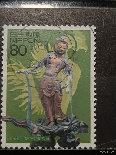 Япония, 2001. Статуя Бодхисатвы на облаке