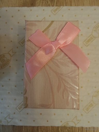 ПОДАРОЧНЫЕ КОРОБКИ ДЛЯ БИЖУТЕРИИ. НОВЫЕ. РАЗНЫЕ.