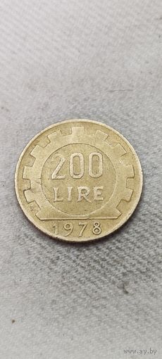 Италия 200 лир 1978
