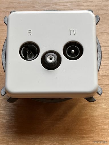 Механизм ТВ-САТ розетка конечная из коллекции Polo Regina