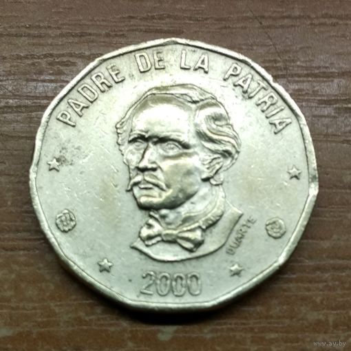 Доминиканская Республика 1 песо 2000