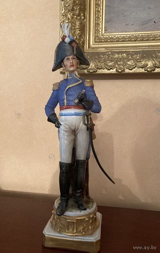 Статуэтка Офицер Наполионика Capidimonte Италия  1976 г Редкость! Сертификат Цена снижена