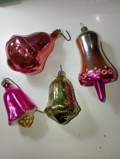 Ёлочные игрушки - КОЛОКОЛЬЧИК , СССР . Цена за всё .