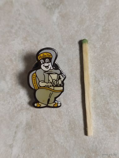 Значок на пимсе. Человечек.