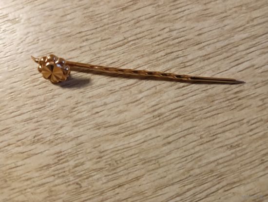 Заколка золотая