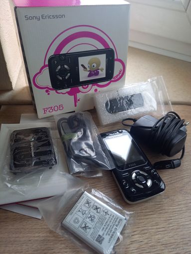 Sony Ericsson F305