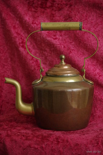 Чайник медь , латунь  с лужением  ( использовать по назначению )
