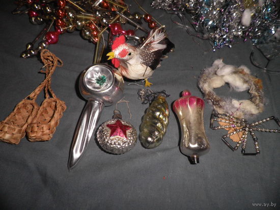 Ёлочные игрушки,гирлянды из СССР.С рубля.