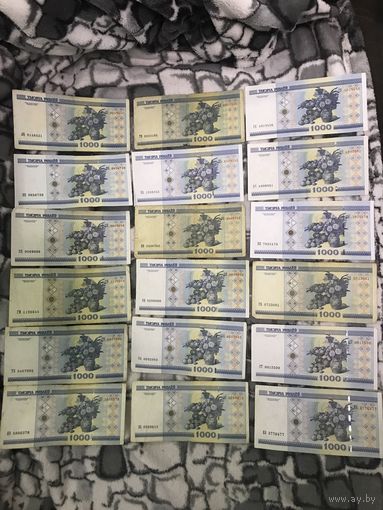 1000 рублей образца 2000 года - 18 банкнот разных серий без повторов
