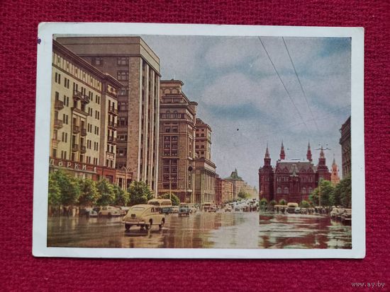 Москва. На улице Горького. Бородулина 1960 г. Чистая.