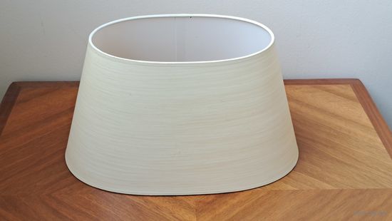 Плафон / абажур овальный полимерный Германия высота 15.5 см.