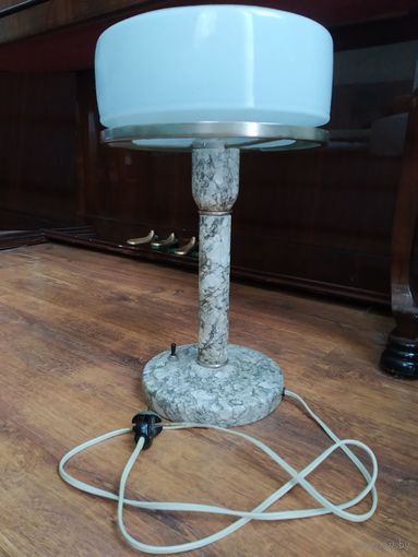 Лампа настольная, кабинетная, мрамор. Сталинский ампир. 50-е годы СССР