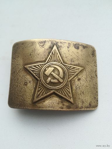 Ранняя, праворукая пряжка ВС СССР.
