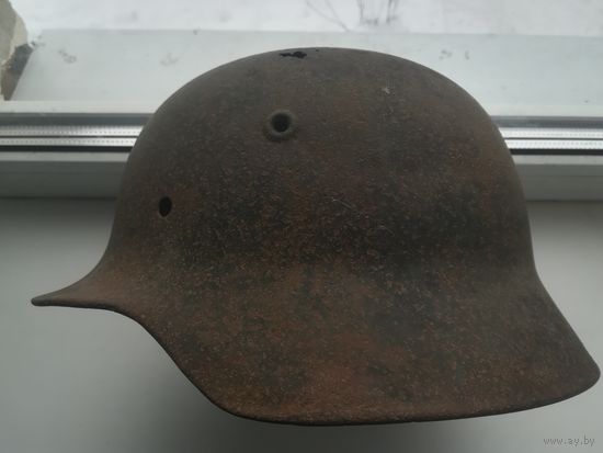 Немецкий стальной шлем М-35. Клеймо ЕТ60. Размер  маленький.