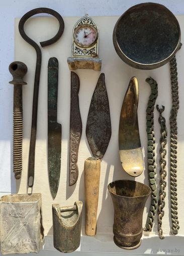 Часы, ложки, рыбацкие идругие вещи - сборный лот