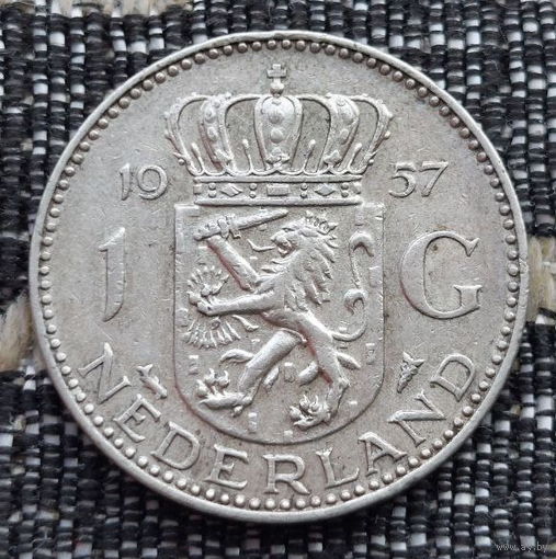 Нидерланды 1 гульдена 1957 года. Королева Юлиана. Серебро. Сторгуй за свою цену, предложи обмен! Y30