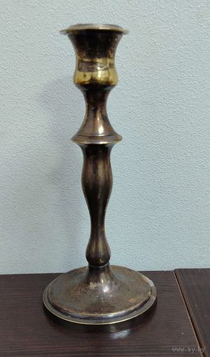 Винтажный подсвечник на одну свечу , в металле