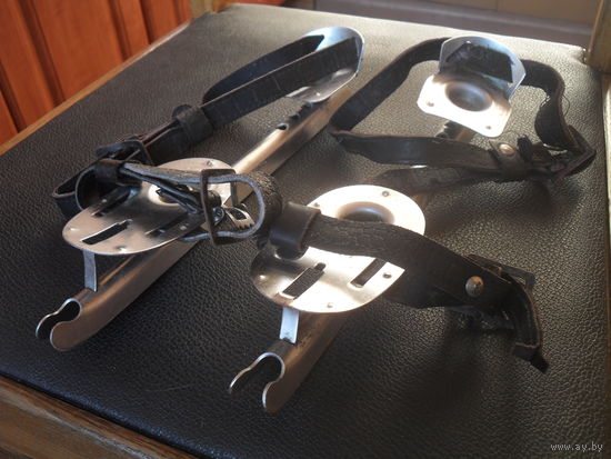 Советские детские коньки.