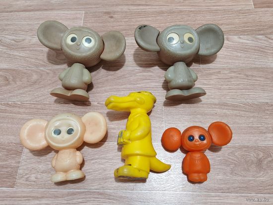 Игрушки чебурашки гена лот