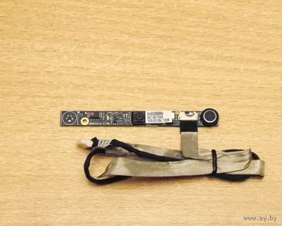 Веб-камера с микрофоном для ноутбуков Asus 1005, 1201, 1215 и T101MT. Модель: 04G620008660. Комплект: шлейф (8-pin).