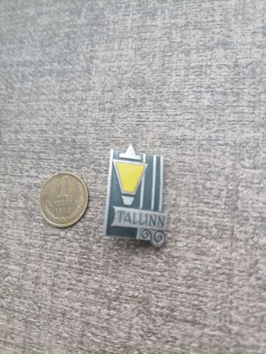 Значок тяжелый, эмали Таллин. С 1 рубля