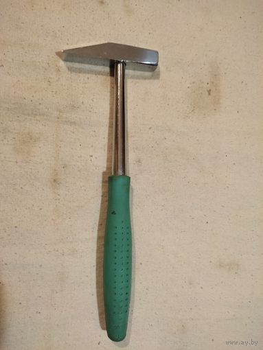 Молоток 200 гр, металл, новый. См. описание.
