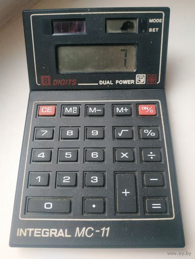 Редкий электронный микрокалькулятор "Интеграл МК-11". Беларусь, 1999 год.