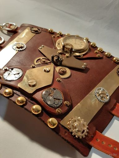 Наруч, напульсник из натуральной кожи и латуни в стиле steampunk !!!