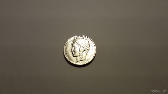 50 итальянских лир 1997 г. Итальянская Республика. Внимательно читайте объявление.