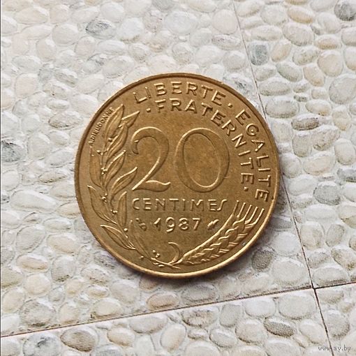 20 сантимов 1987 года Франция. Пятая Республика. Красивая монета! Патина!