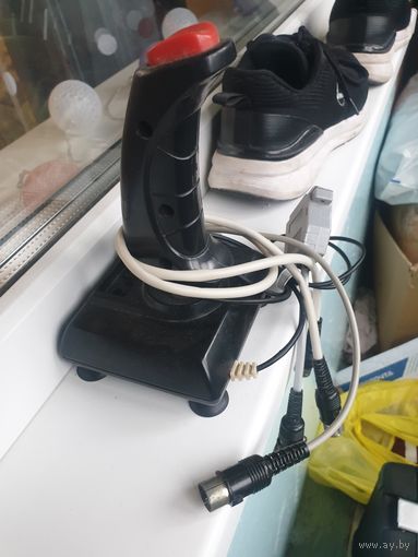 Джойстик к советсокому копмьютеру илм приставке