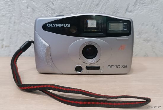 Плёночный фотоаппарат Olympus AF-10 XB.