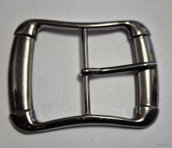 Пряжка с язычком 40 мм черный никель Цена 2 руб. Находится г. Минск, мк-н. Лошица, ул. Прушинских, 54 Днем работаю в районе ул. К. Цеткин, 18. С разнообразными способами пересылки дружу, могу отправит