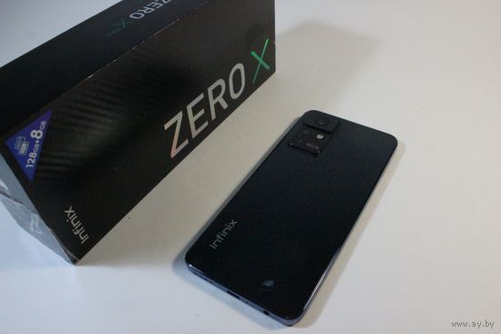Телефон Infinix Zero X Pro 8GB/128GB (черный)