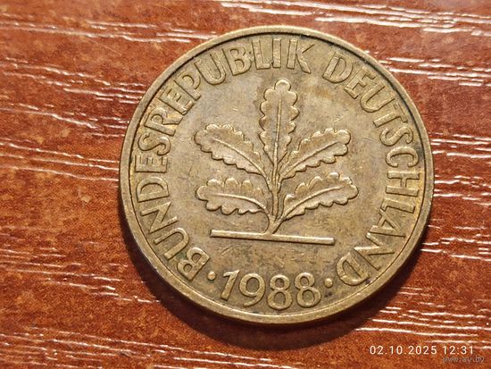Германия 10 пфеннигов 1988 D