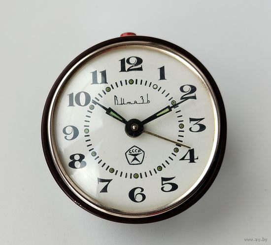 Будильник " Витязь ".