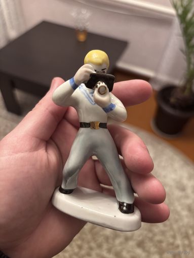 Статуэтка Юный фотограф Полонне